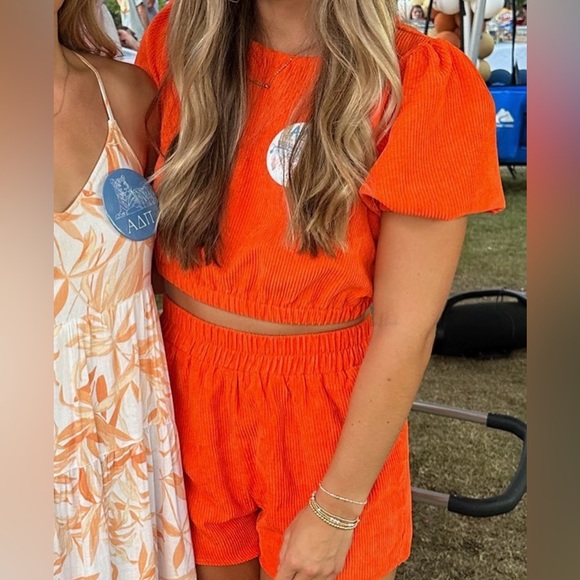 Orange Set! - Picture 2 of 2